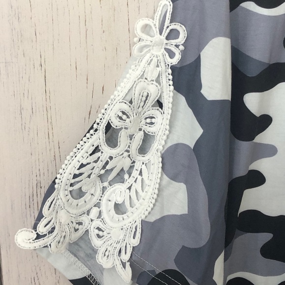 NWT LOVEU.DEAR Embroidered Lace Blouse - Picture 10 of 10